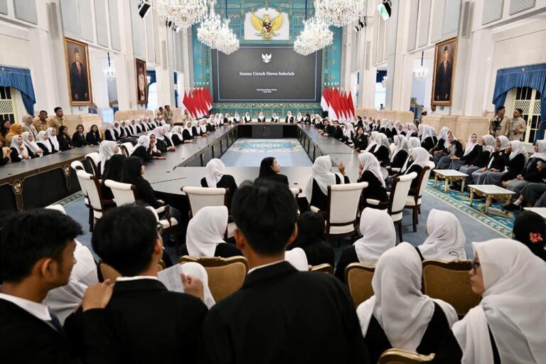 Presiden Prabowo Buka Istana untuk Anak-Anak Sekolah