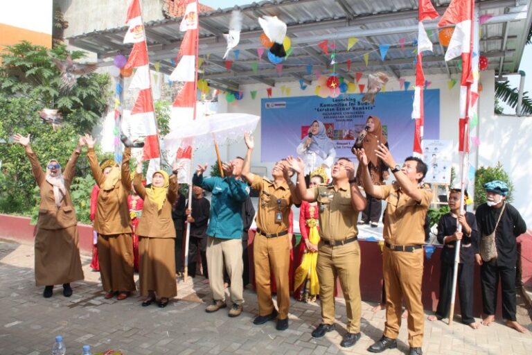 Minat Baca, Komunitas “INI BUDI” Resmi Diluncurkan Lewat Gerakan Gemar Membaca di Kelurahan Cimincrang