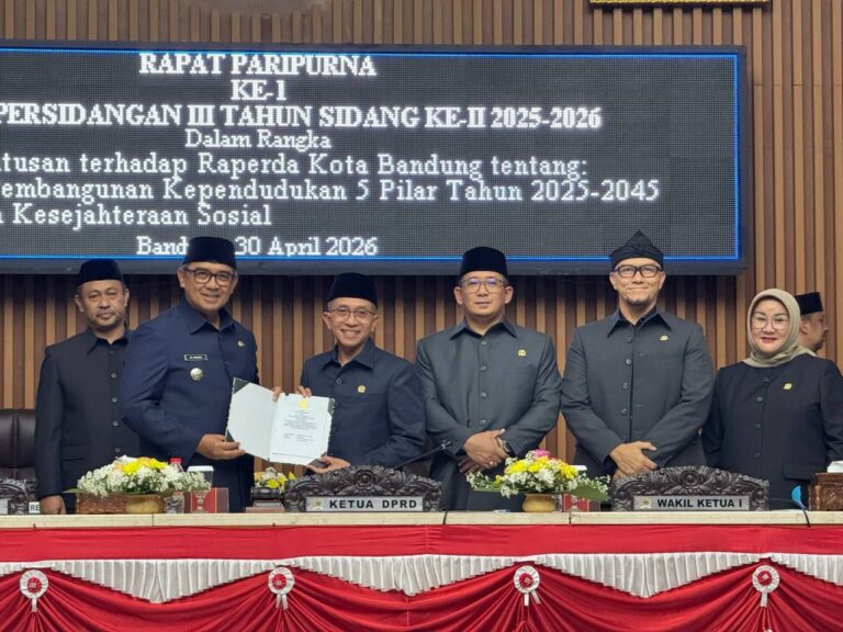 Dua Raperda Baru Disahkan, Sempurnakan Sistem Kependudukan Hingga Kesejahteraan Warga